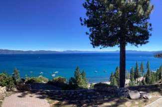 Incredible Panoramic Lake View!